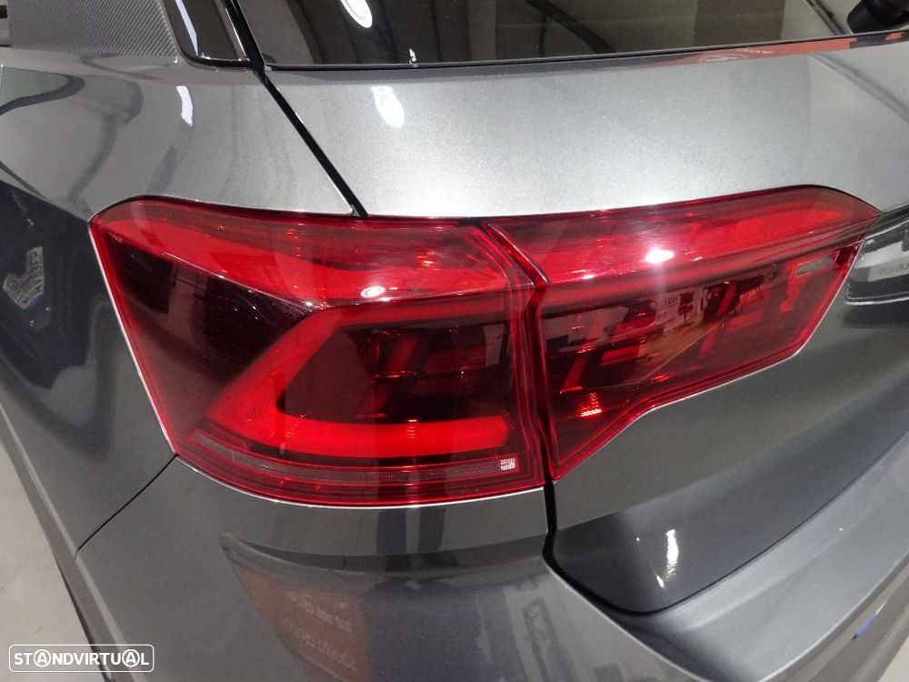 VW T-Roc 2.0 TDI R-Line DSG - 37