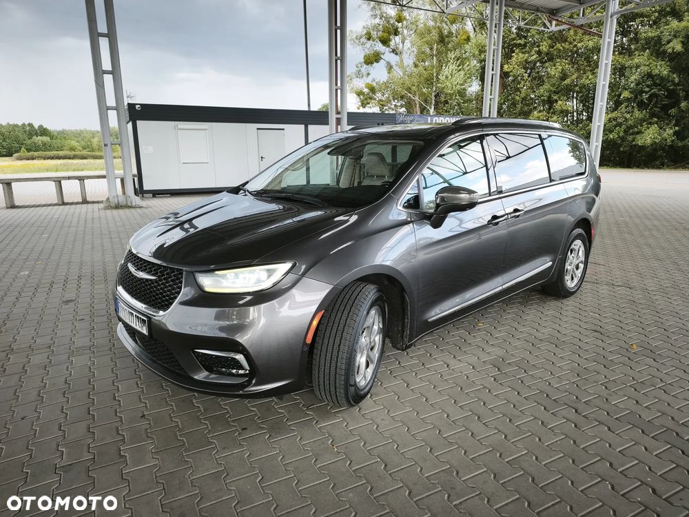 Chrysler Pacifica - 13