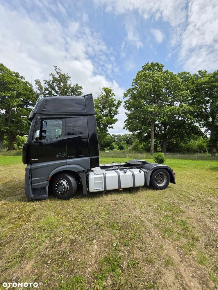 Mercedes-Benz Actros - 29