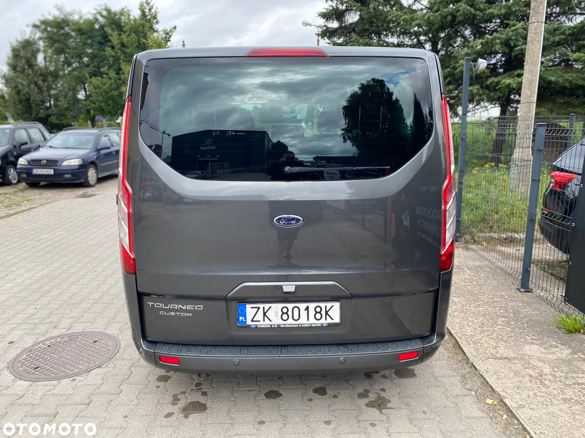 Ford Tourneo Custom 2.0 TDCi L1 Titanium - 10