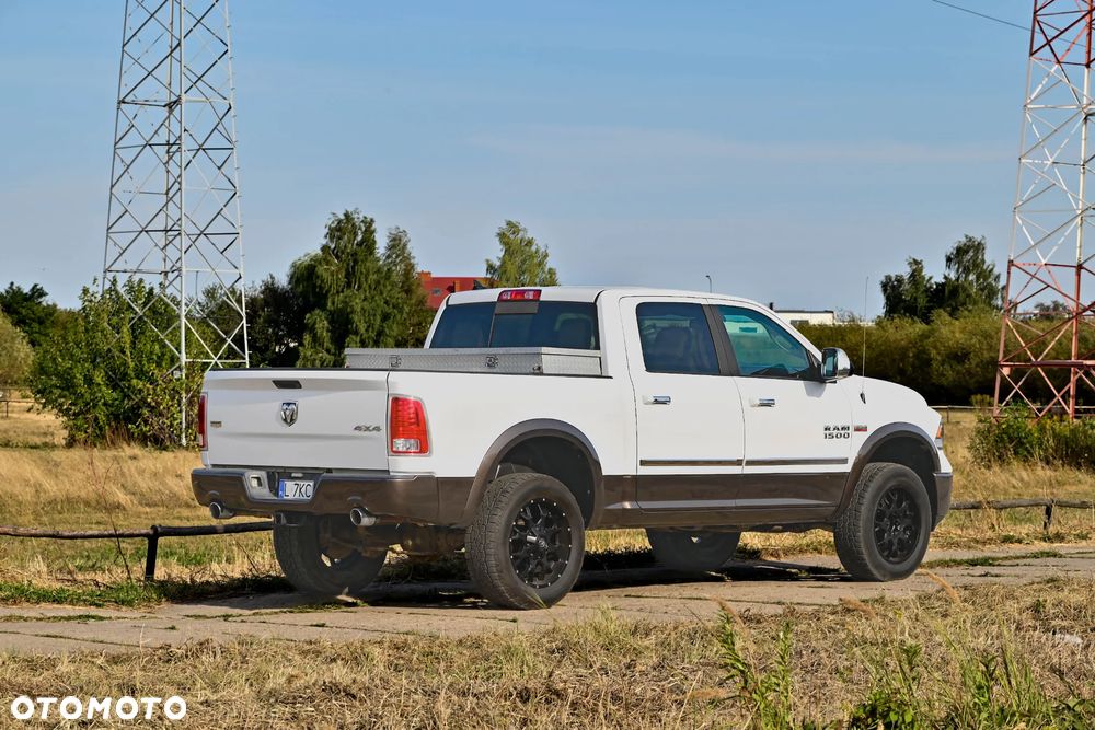 RAM 1500 5.7 Crew Cab Laramie - 3