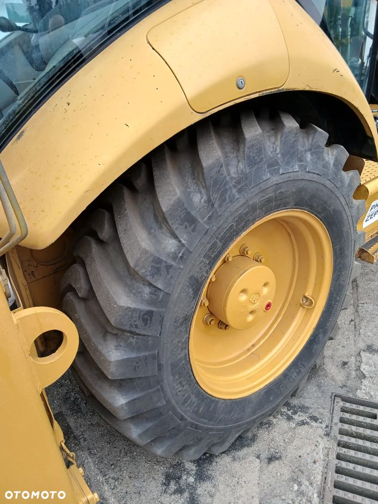 Caterpillar 428 E - 6