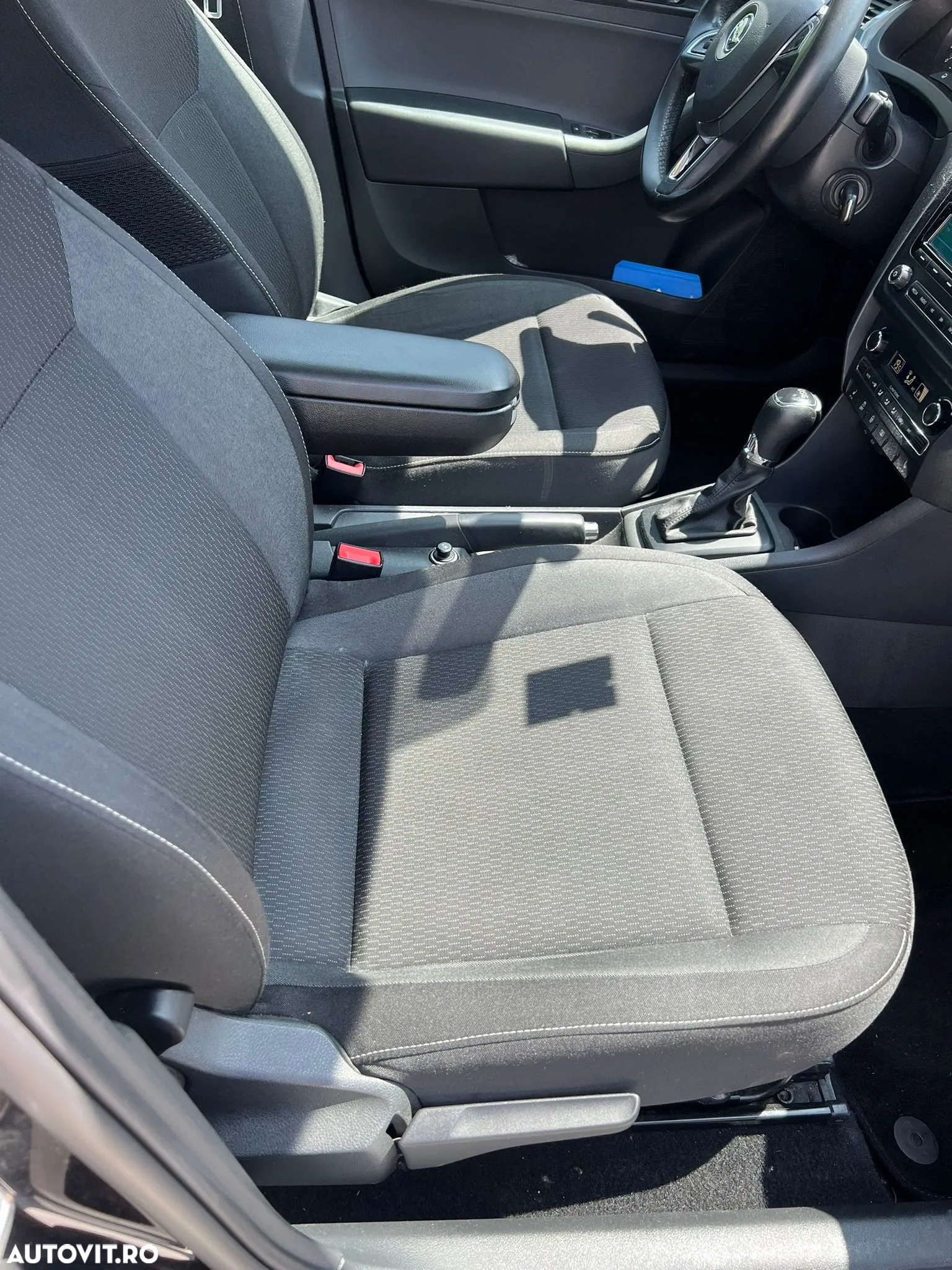 Skoda RAPID Spaceback 1.6 TDI DSG Edition - 8