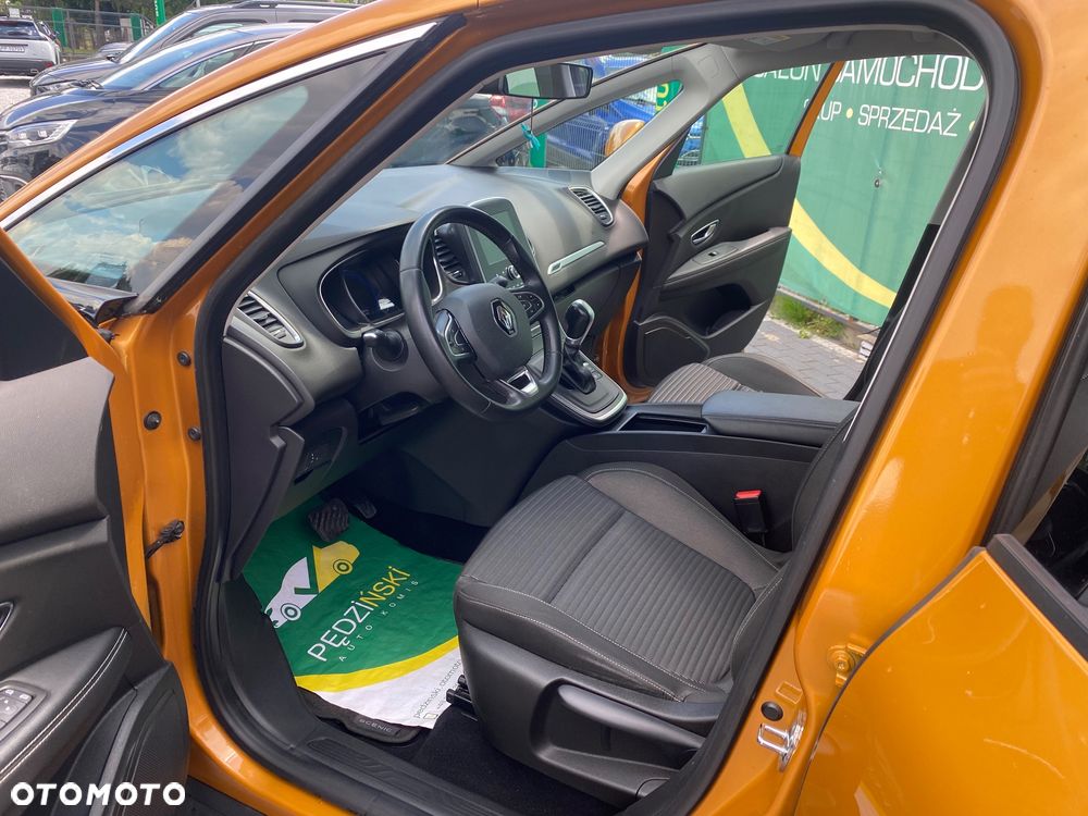Renault Scenic - 16