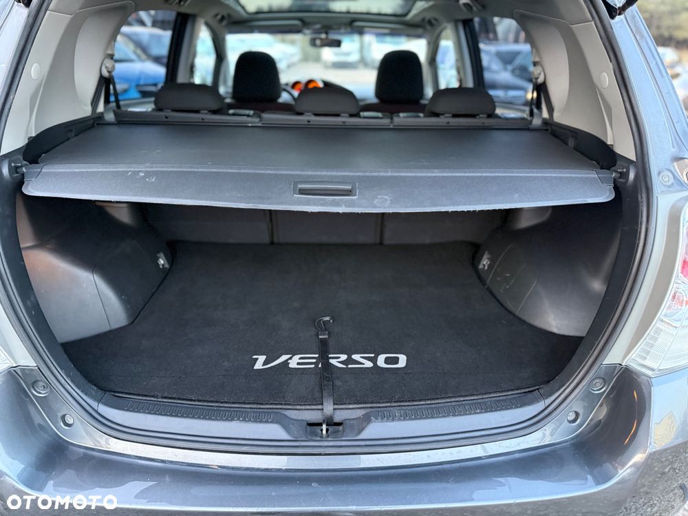 Toyota Verso 2.0 D-4D Premium - 18