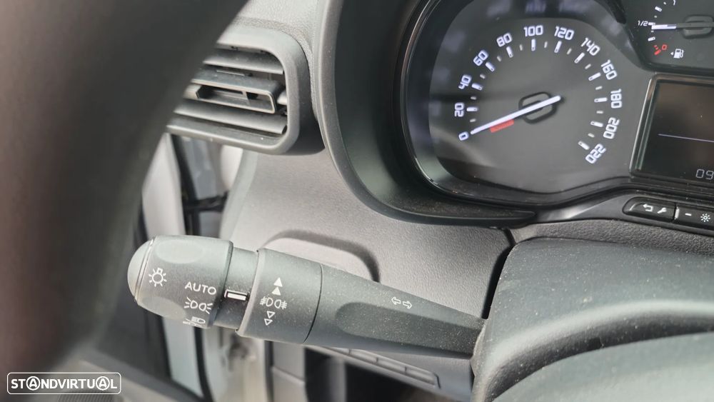 Toyota Proace 3 Lugares - 11