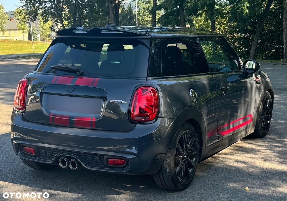 MINI John Cooper Works - 4