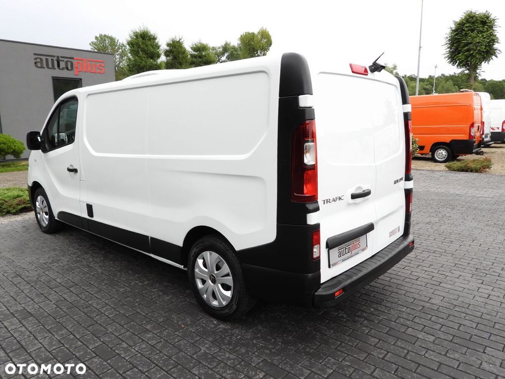 Renault TRAFIC FURGON CHŁODNIA  -5*C ZASILANIE 230V TEMPOMAT LEDY KLIMATYZACJA  120KM - 10