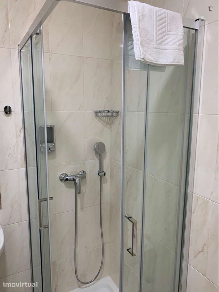 Apartamento com 4 quartos - localizado em Mouraria Lisbon - Grande imagem: 5/25