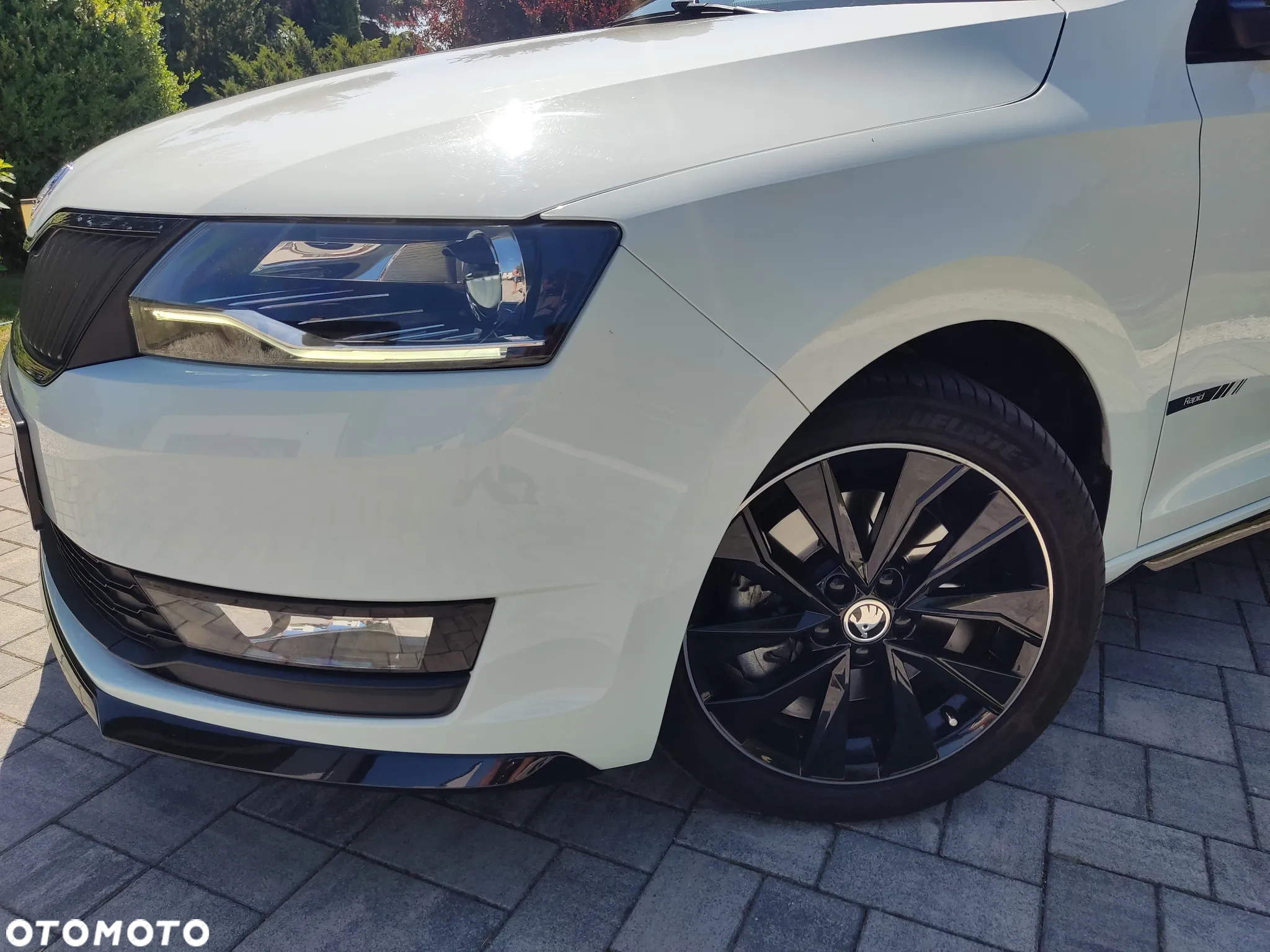 Skoda RAPID 1.0 TSI Monte Carlo - 12