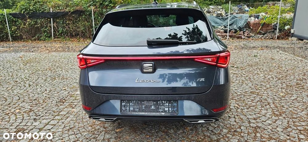 Seat Leon 1.5 eTSI FR DSG - 2