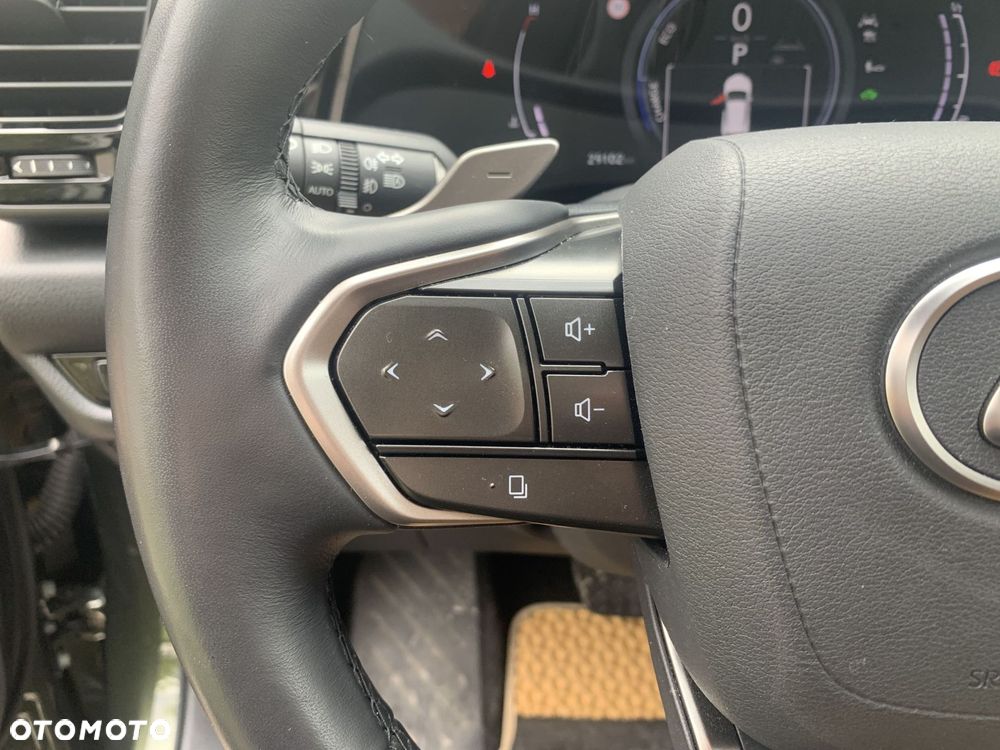 Lexus NX - 14