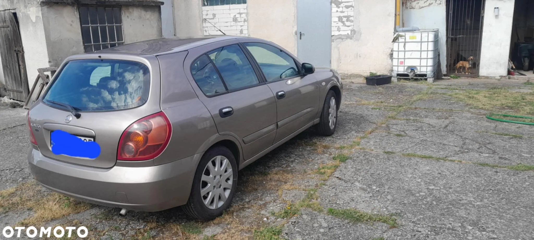 Nissan Almera - 2