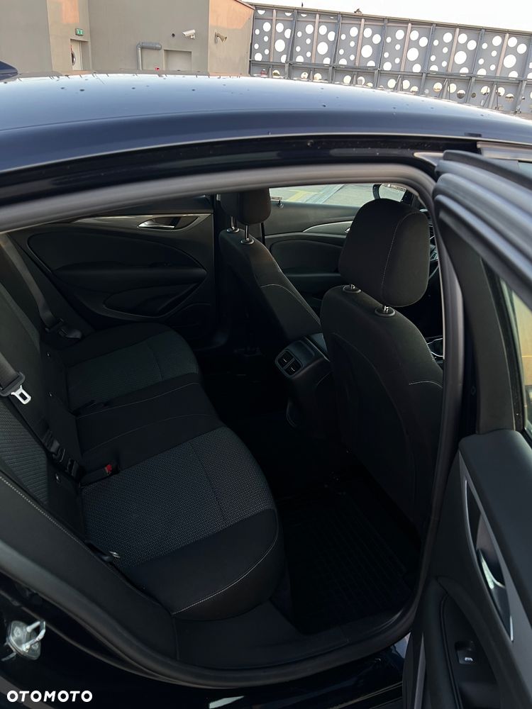 Opel Insignia 1.6 CDTI Enjoy S&S Eco - 11