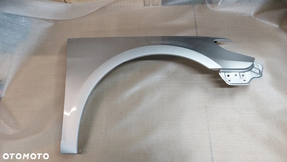 VW PASSAT CC 08-17 rok BŁOTNIK LEWY LUB PRAWY  LA7W CYNK. - 2