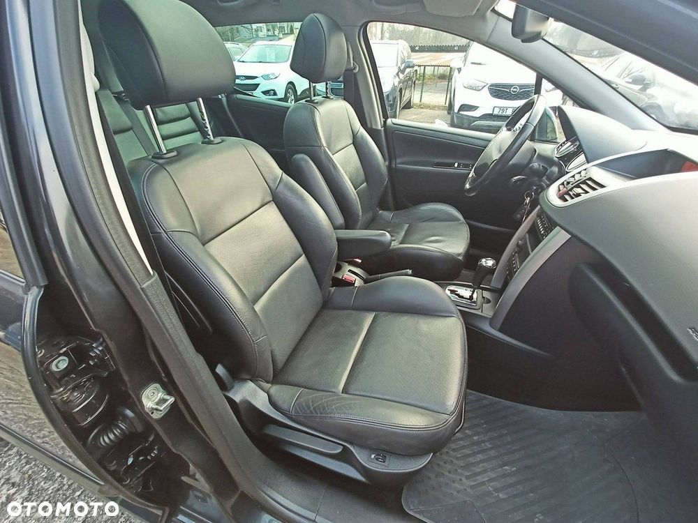 Peugeot 207 - 35