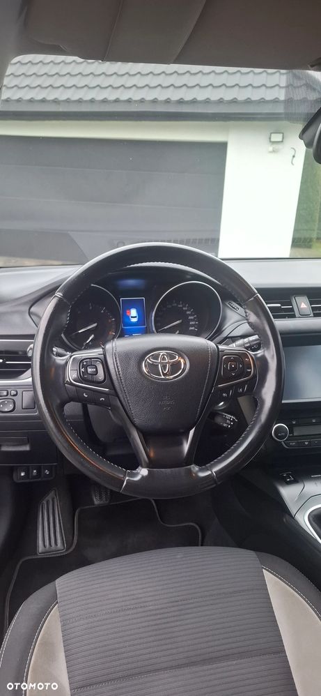 Toyota Avensis 2.0 D-4D Selection - 5