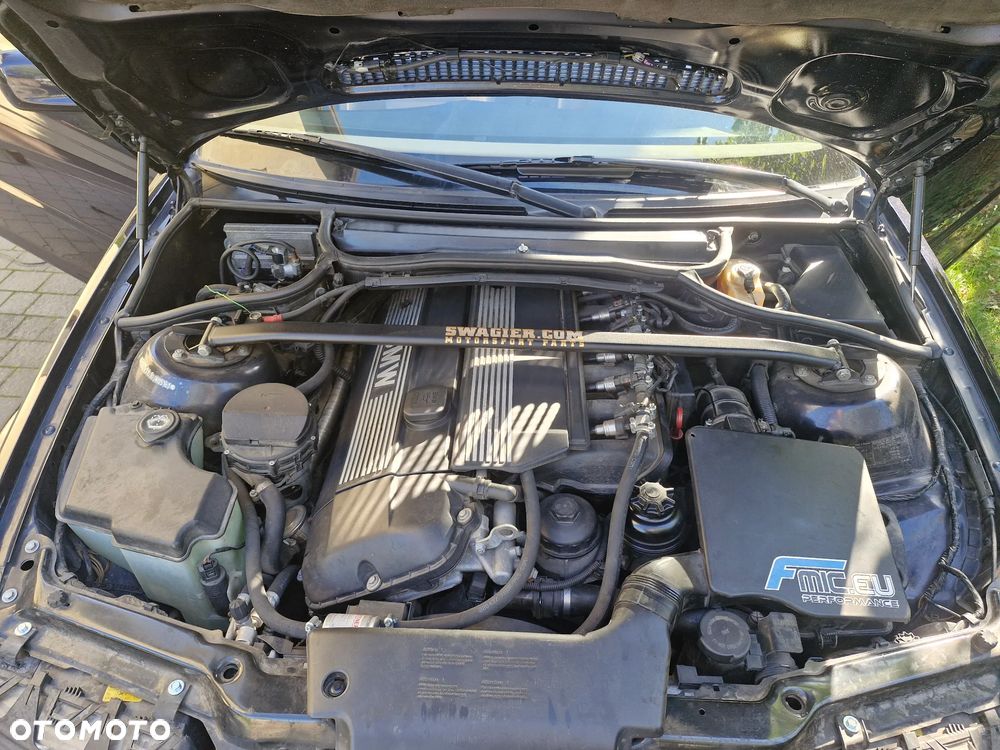 BMW Seria 3 325ti - 13