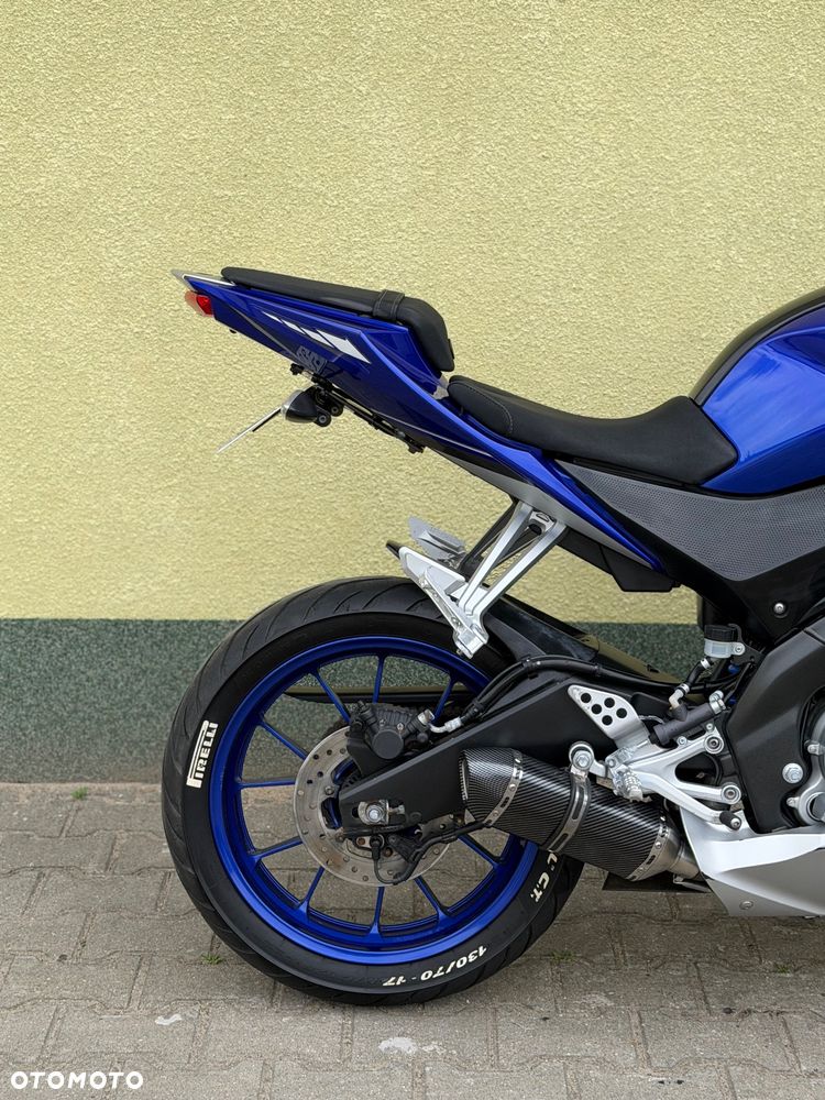 Yamaha YZF - 9