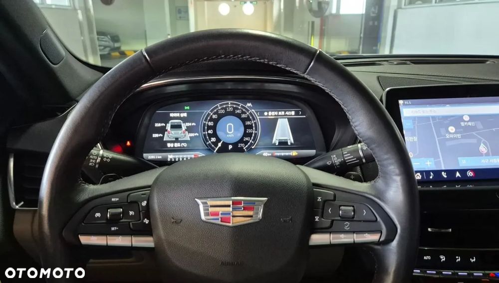 Cadillac CT5 - 12