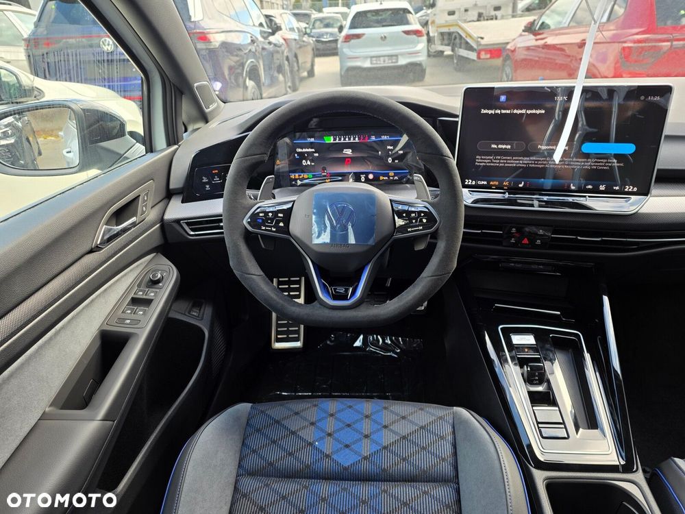 Volkswagen Golf - 15