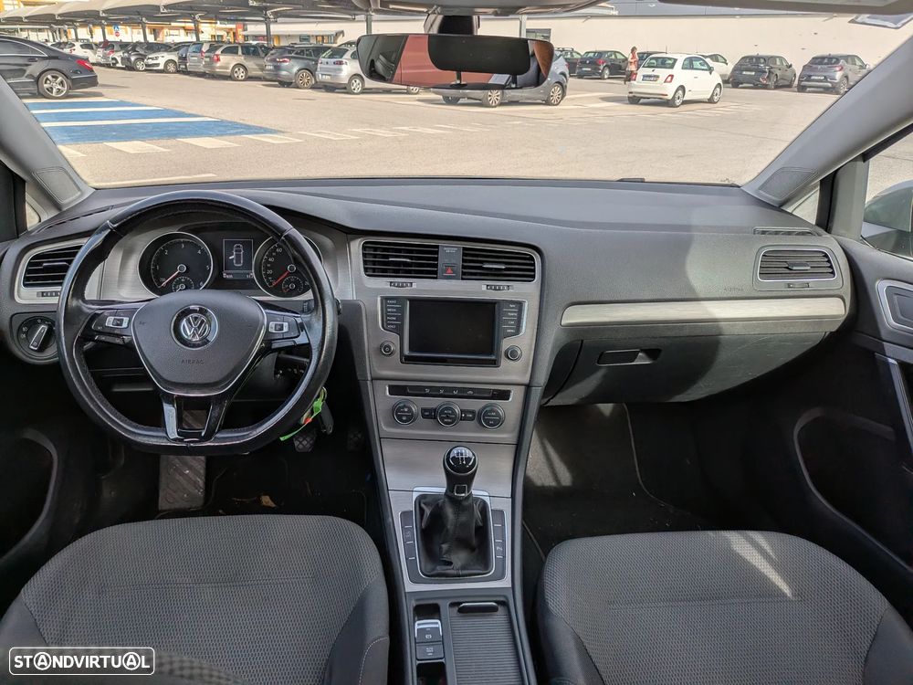 VW Golf Variant 1.6 TDi BlueMotion Confortline - 8
