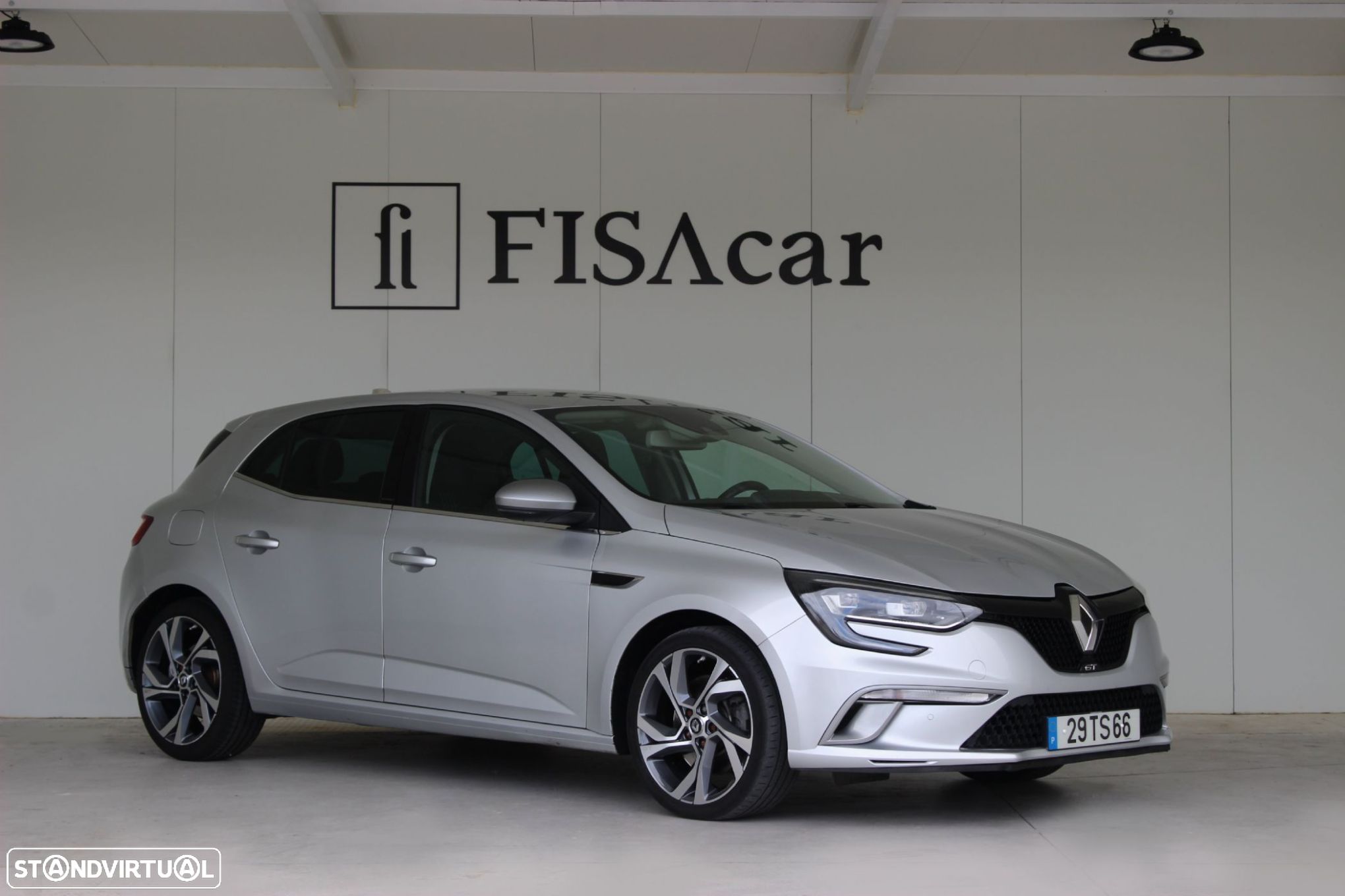 Renault Mégane 1.6 dCi GT EDC - 1