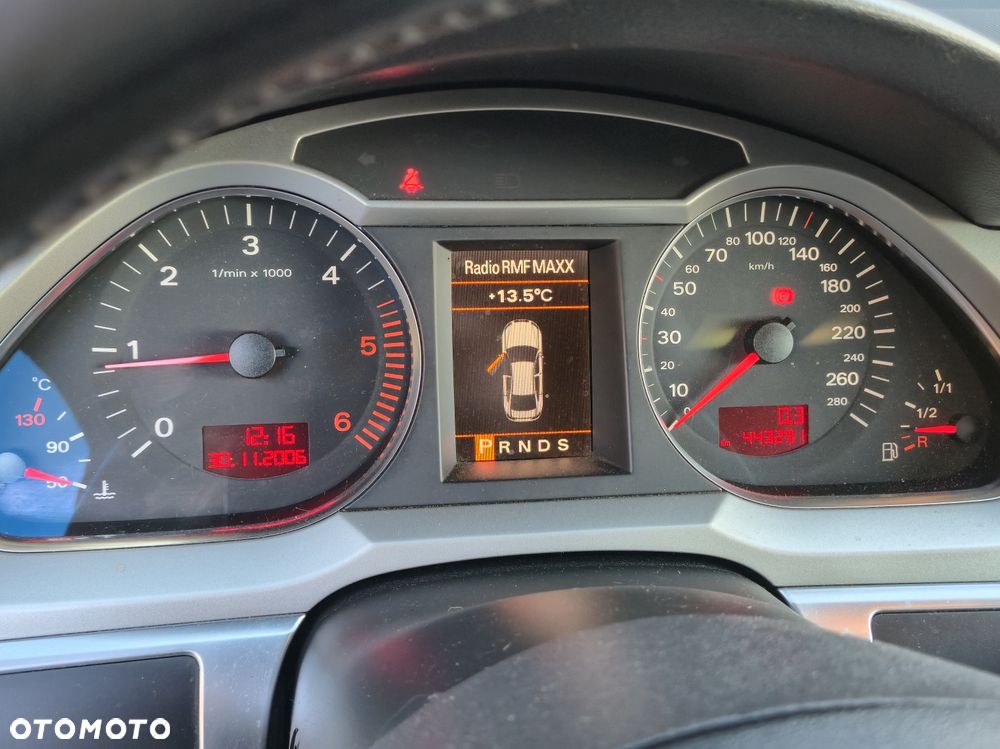 Audi A6 Avant - 10