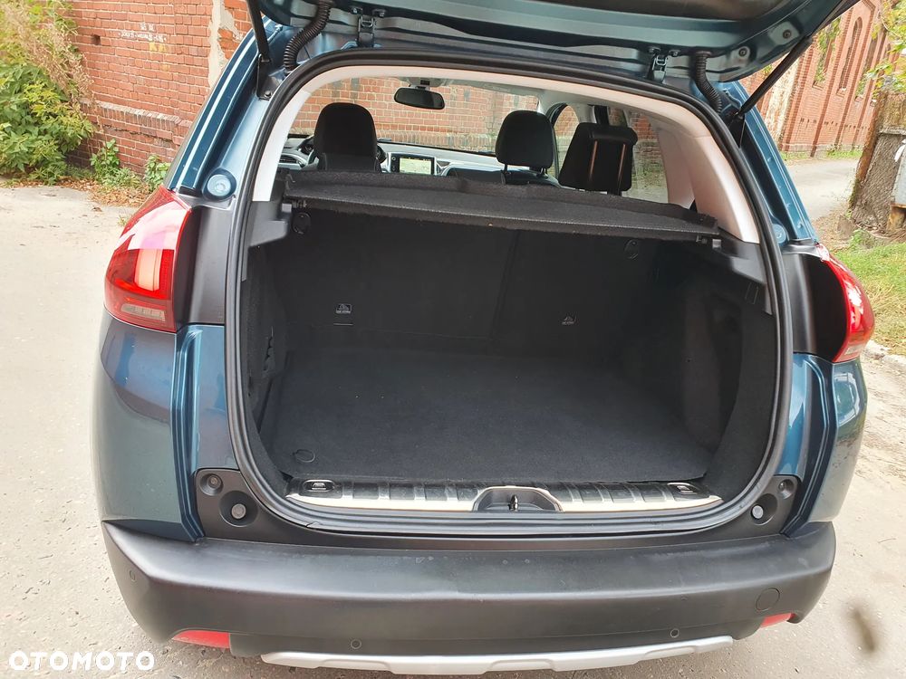 Peugeot 2008 PureTech 110 Stop&Start EAT6 Allure - 22