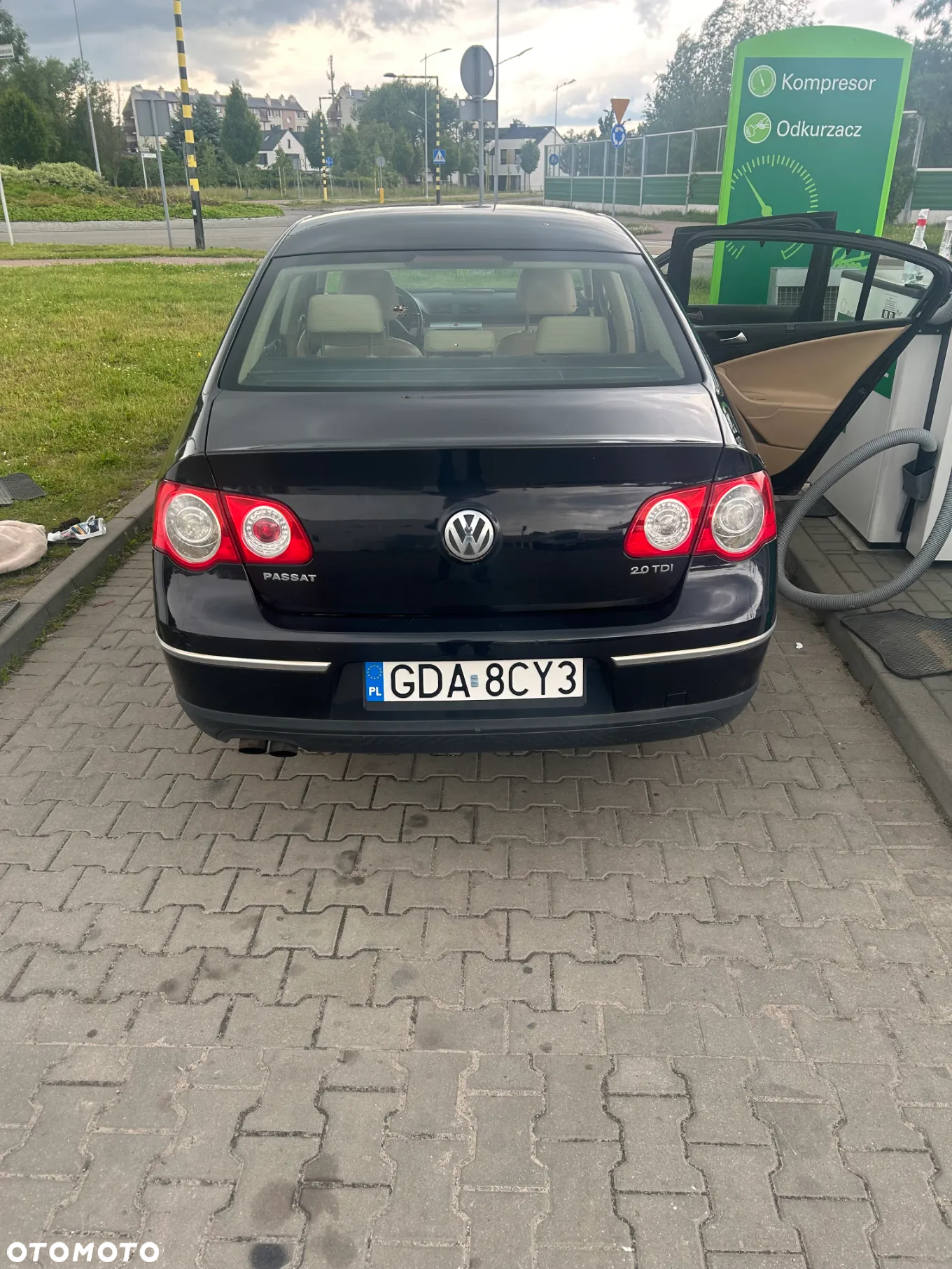 Volkswagen Passat 2.0 TDI Highline - 5