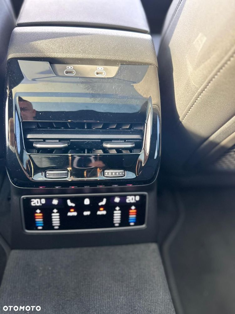 Audi A6 Avant 40 TDI S tronic S line - 23