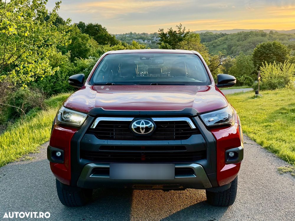 Toyota Hilux 2.8D 204CP 4x4 Double Cab AT Invincible - 1