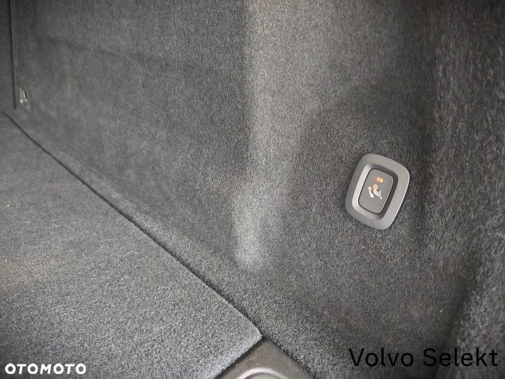 Volvo XC 60 - 32