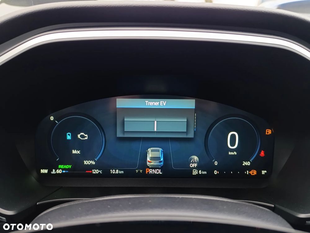 Ford Kuga 1.5 EcoBoost FWD Titanium - 14