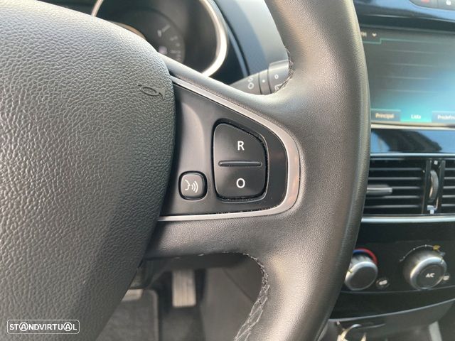 Renault Clio 0.9 TCE Dynamique S - 11