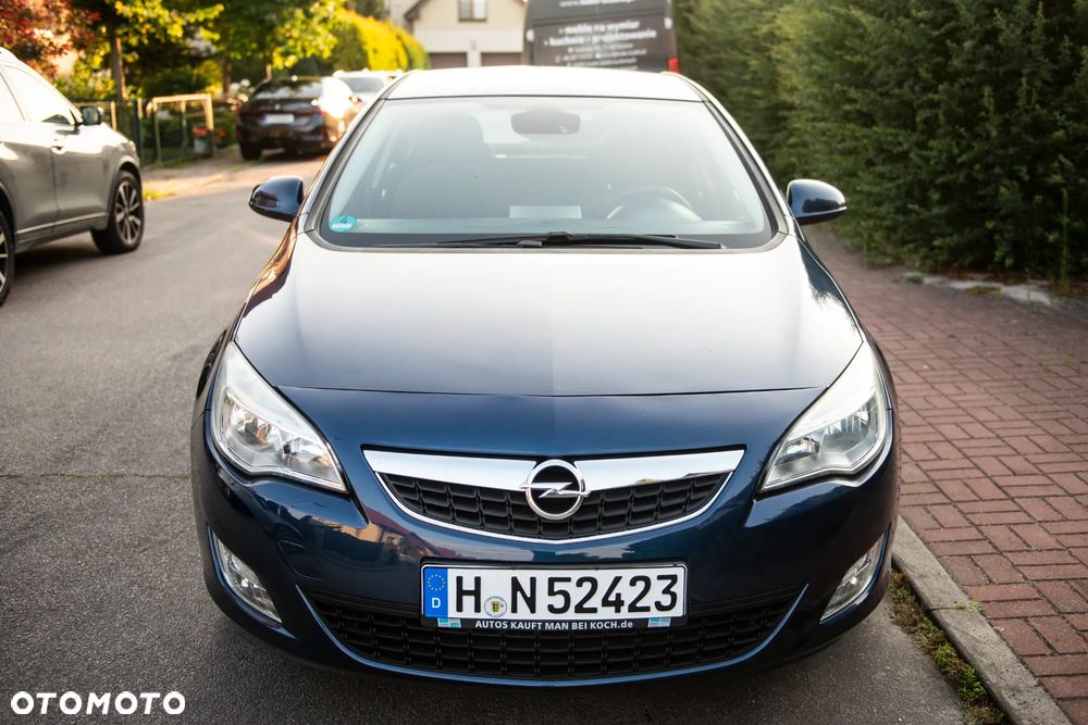 Opel Astra 1.6 ecoFLEX Start/Stop - 2