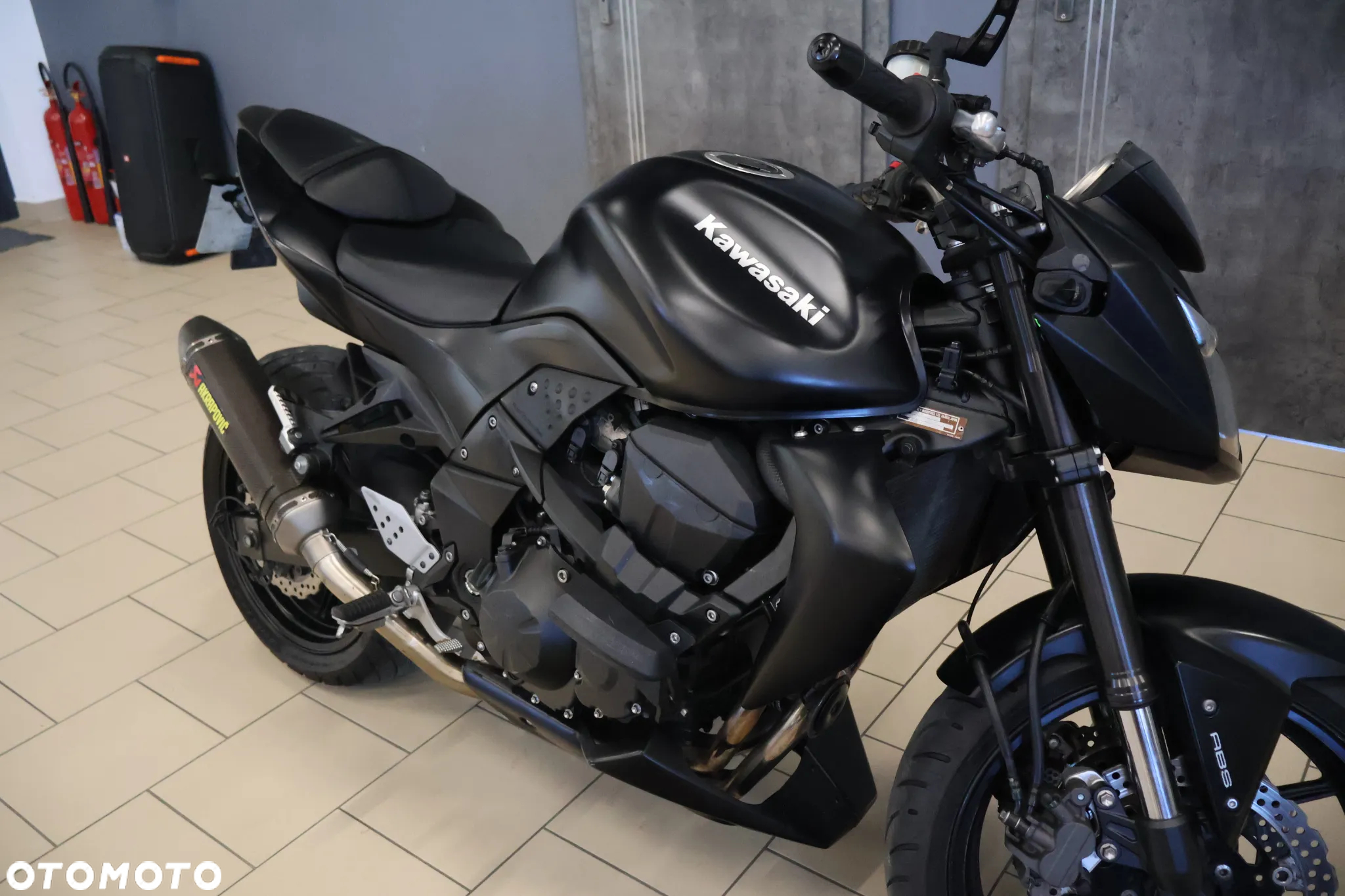 Kawasaki Z - 12