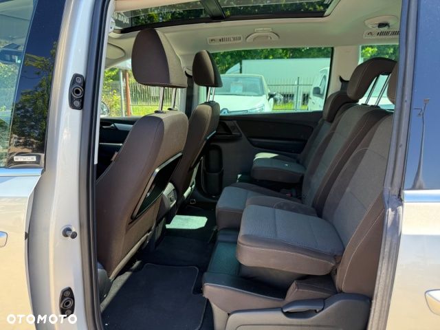 Volkswagen Sharan - 29