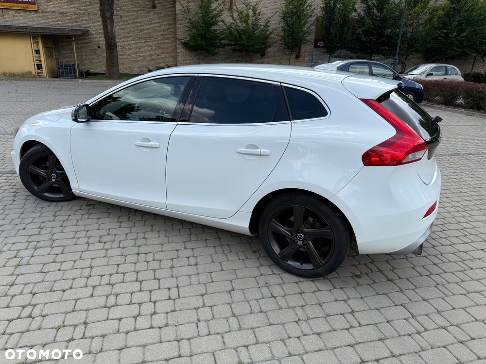Volvo V40 D2 R-Design Summum - 18