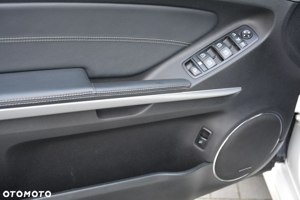 Mercedes-Benz GL 500 4Matic 7G-TRONIC - 8