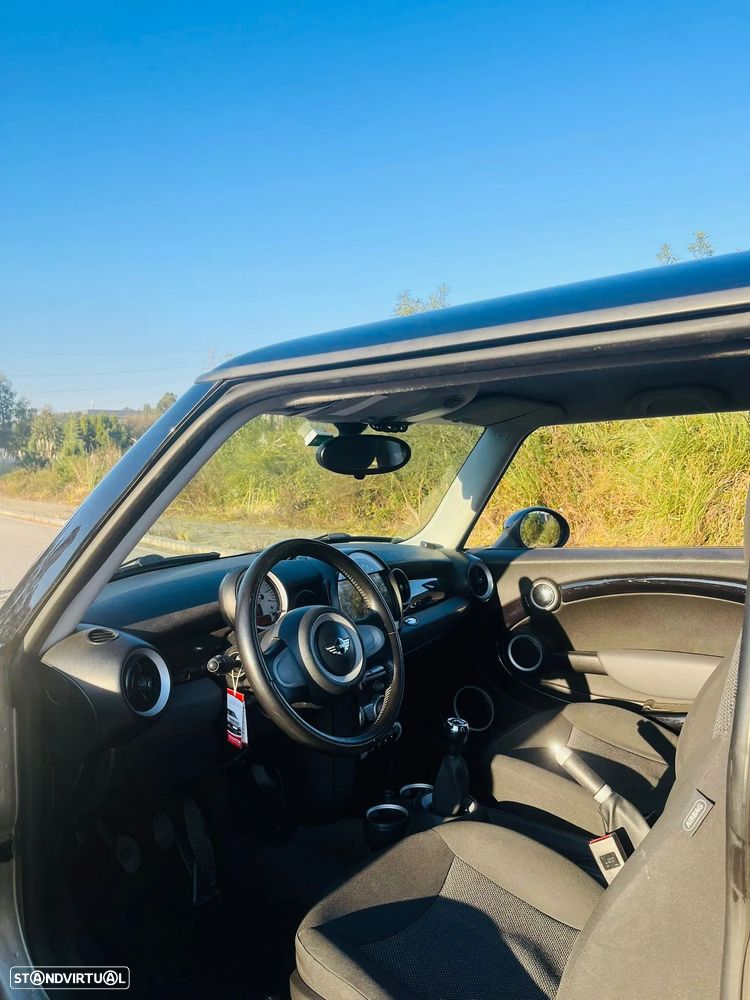 MINI 3 Portas Cooper - 3
