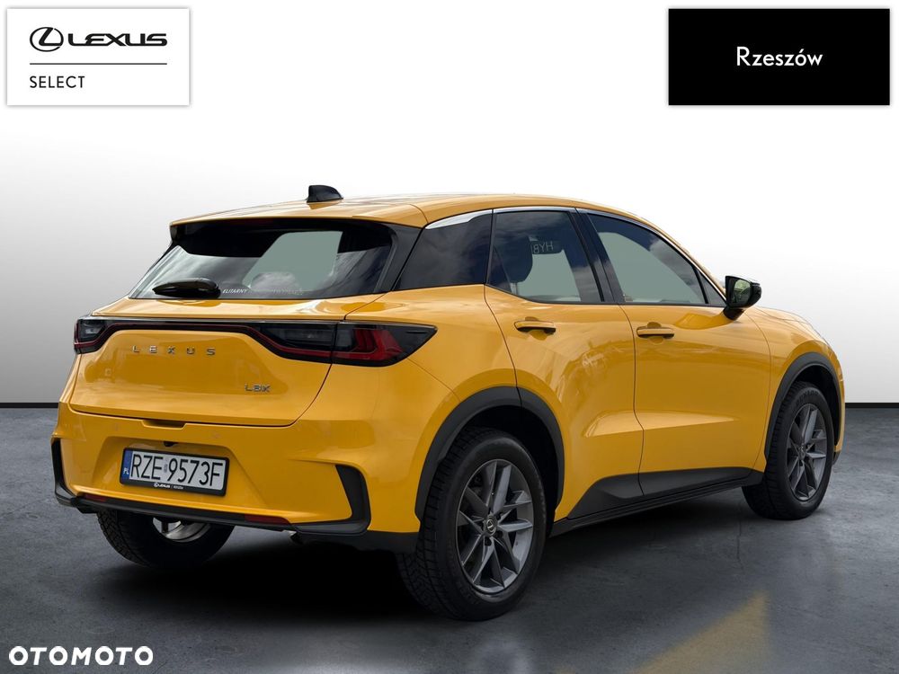 Lexus LBX 1.5 Hybrid - 5