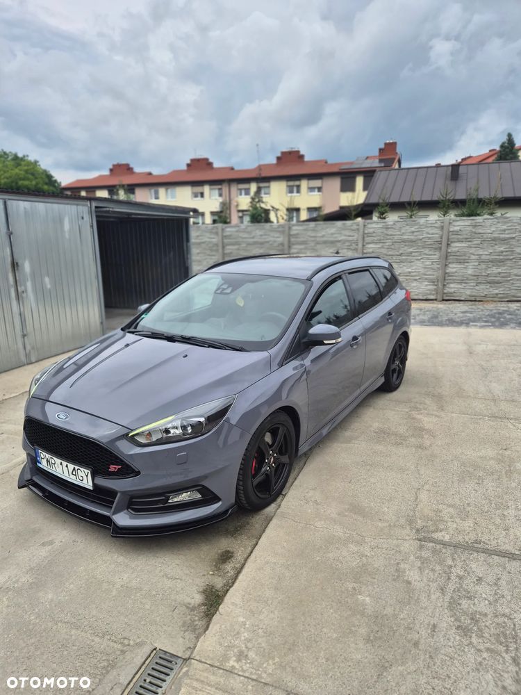 Ford Focus - 12
