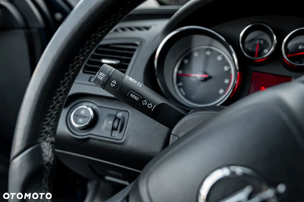 Opel Insignia 2.0 Turbo Design Edition - 32