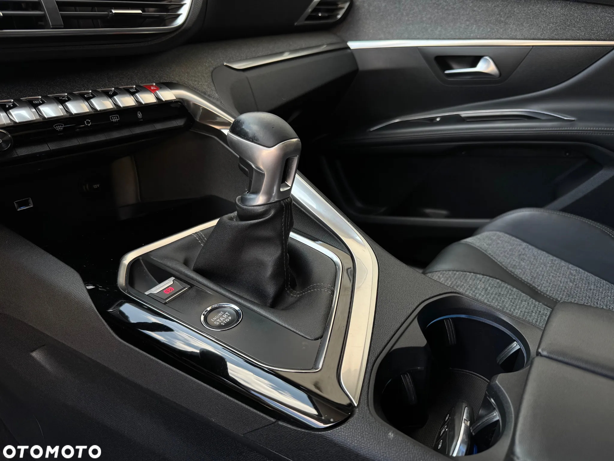 Peugeot 5008 - 16