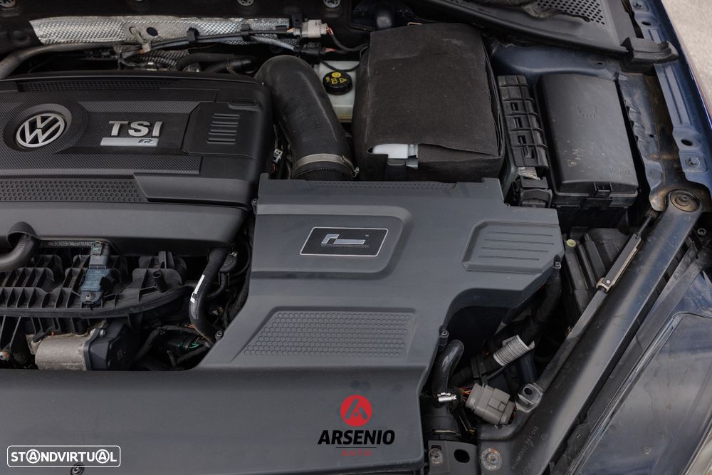 VW Golf 2.0 TSI R DSG - 41