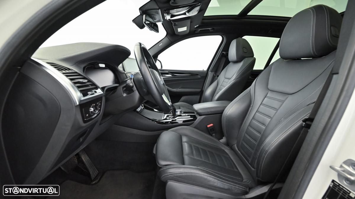 BMW iX3 Impressive - 9