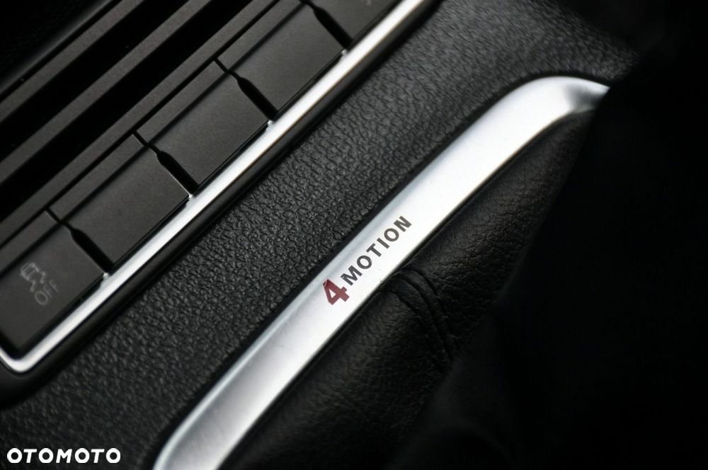 Volkswagen Tiguan - 36