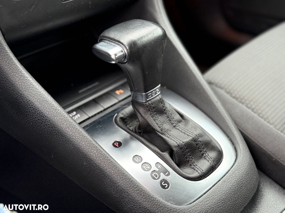 Volkswagen Golf 1.4 TSI DSG Style - 6