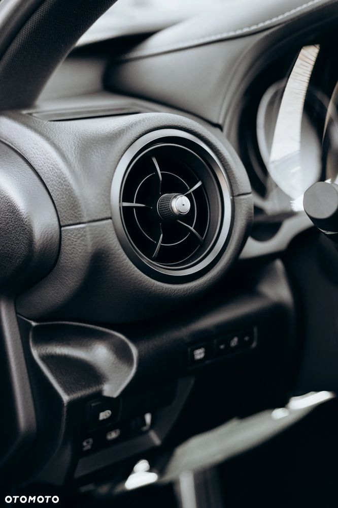 Lexus IS - 25
